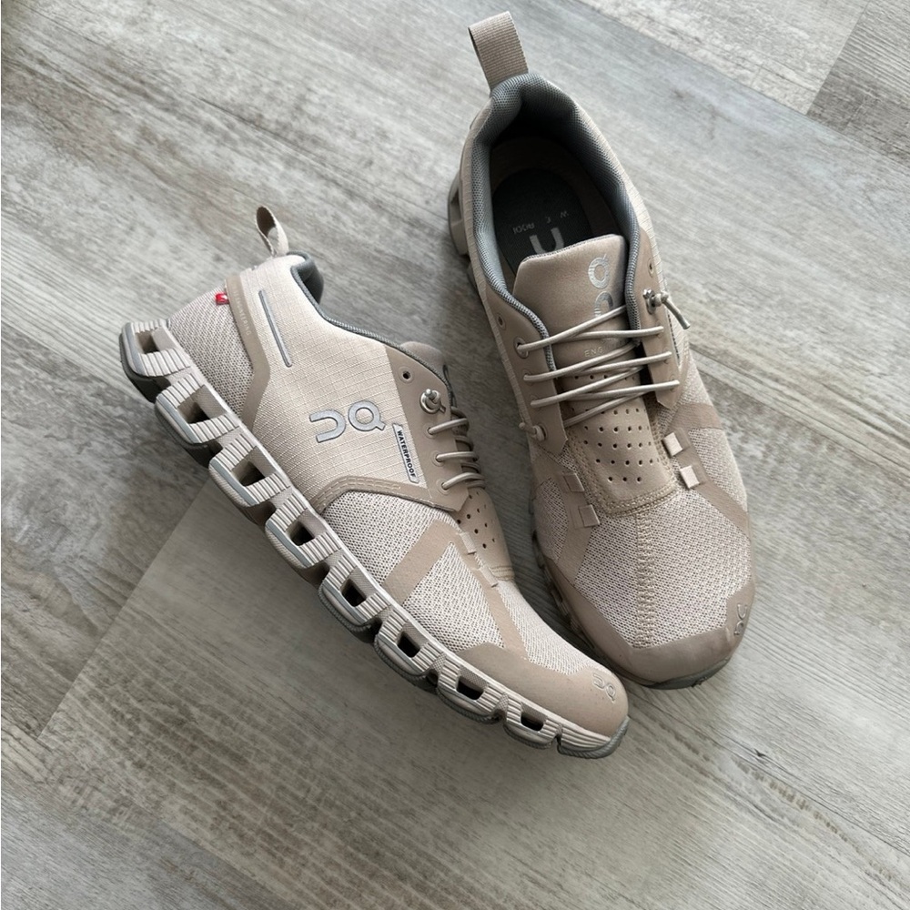 Oncloud Running Women's Shoes taupe